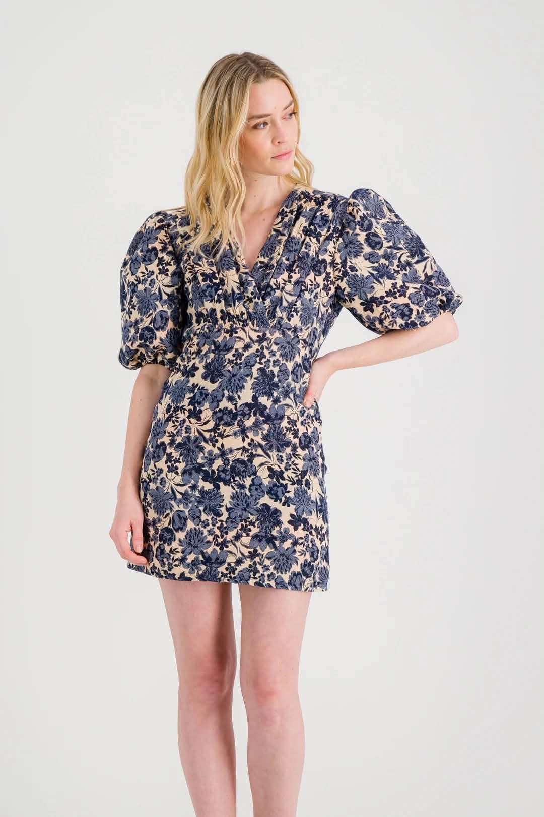 Robe courte jacquard · La Seine & Moi · taille XS · Robe · à louer